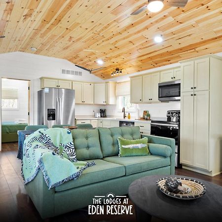 The Lodges At Eden Reserve - Pet Friendly Cabins Near Ark Уильямстаун Экстерьер фото