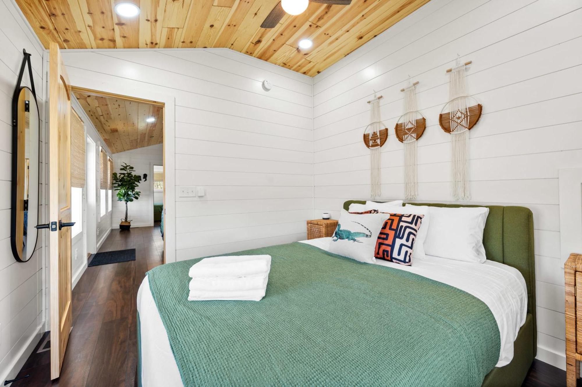 The Lodges At Eden Reserve - Pet Friendly Cabins Near Ark Уильямстаун Экстерьер фото